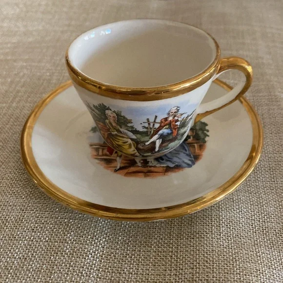 Vintage Manhattan Ware Vintage 22 KT Gold-Trimmed Porcelain Cup and Saucer Set - Picture 1 of 7
